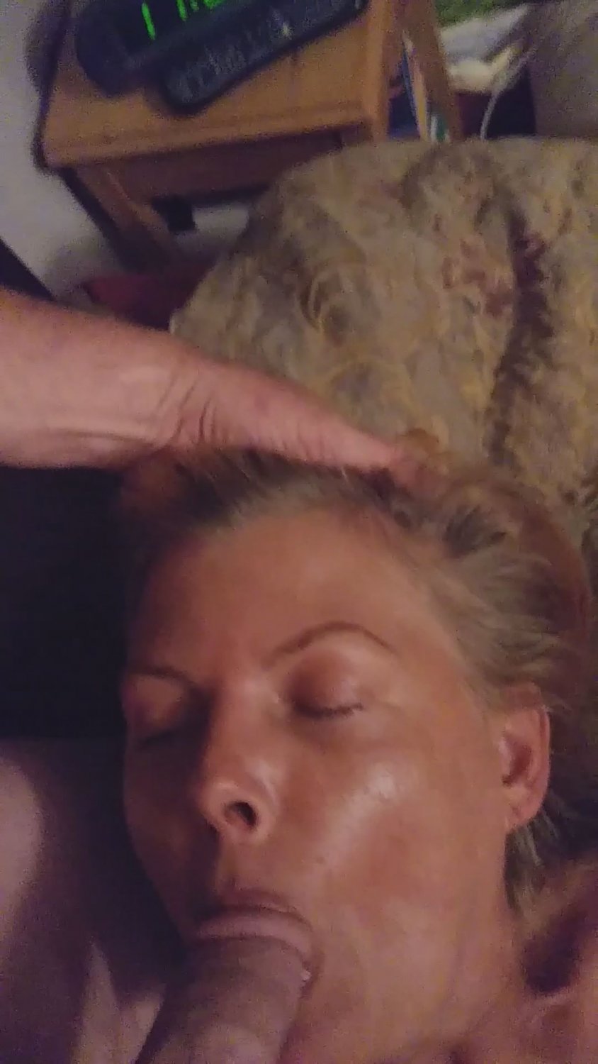Mary Chaffee sucks off another strangers cock that shows up at her home #VFqnl4be