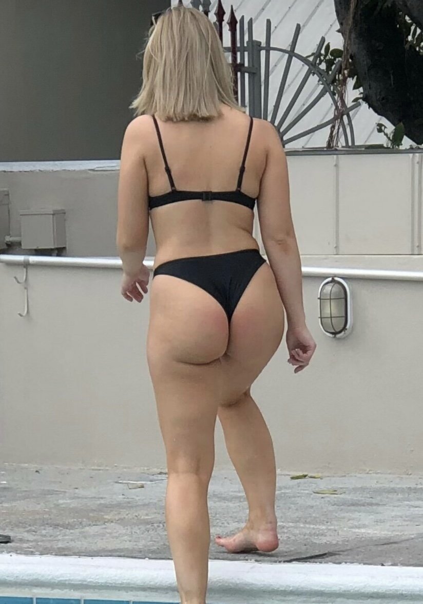 Athletic PAWG Slut Wife Shows Big Ass And Gaping Pussy #HDQIDBbP