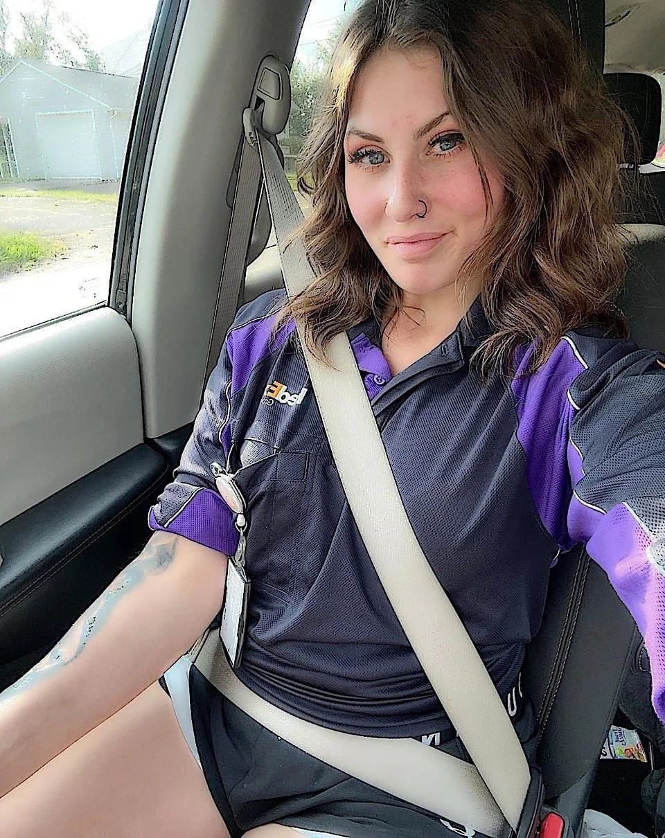 Hoe why are my packages always late #mb7JNfj4