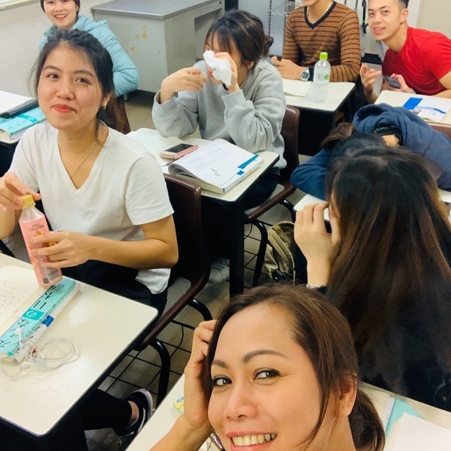 Sexy Filipina grandma #iEj7bf5r